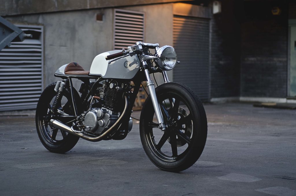 Yamaha SR500 par Auto Fabrica