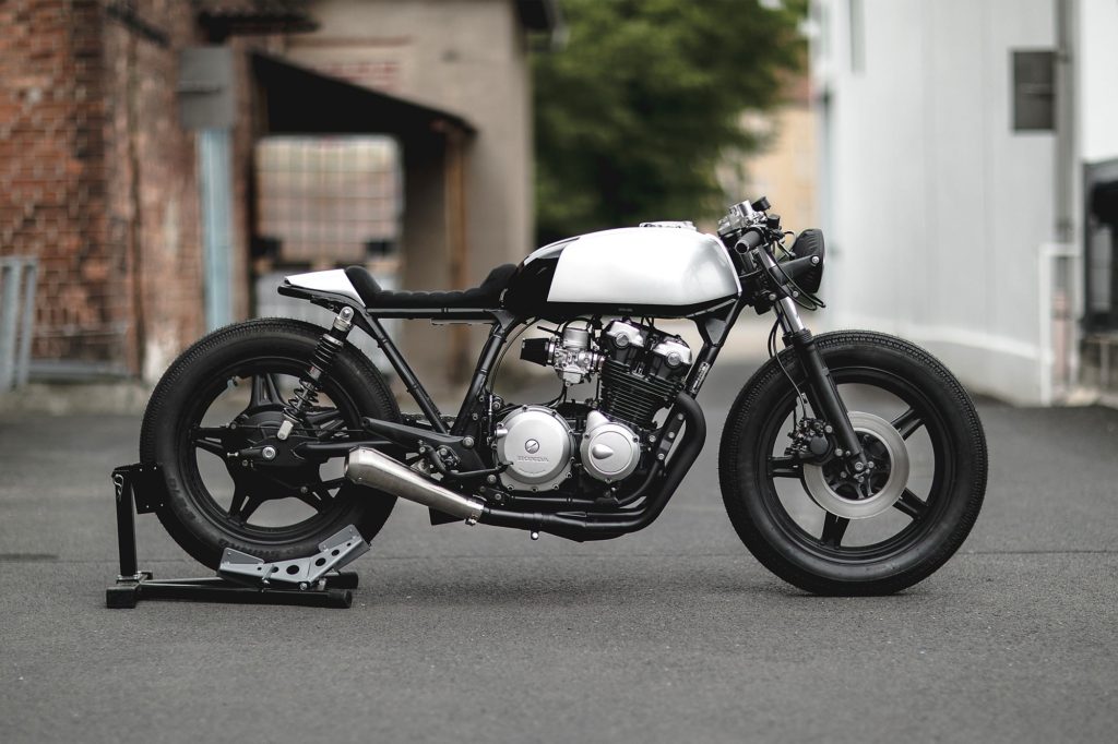 ’Black Swan’ Honda CB750 Cafe Racer