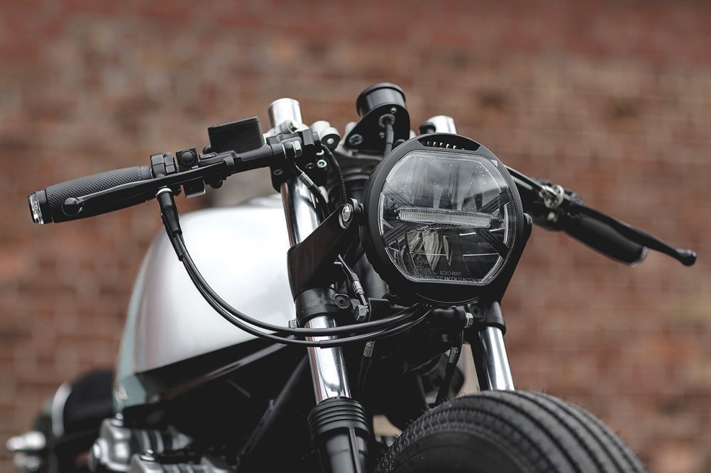 ’Black Swan’ Honda CB750 Cafe Racer