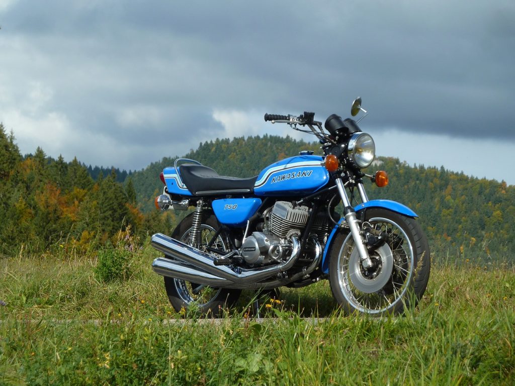 KAWASAKI 750 H2