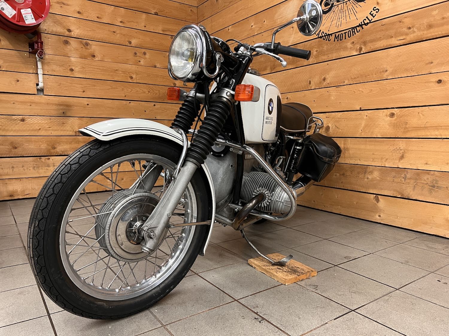 BMW_R75_Cezanne_Classic_Motorcycle_7-170.jpg