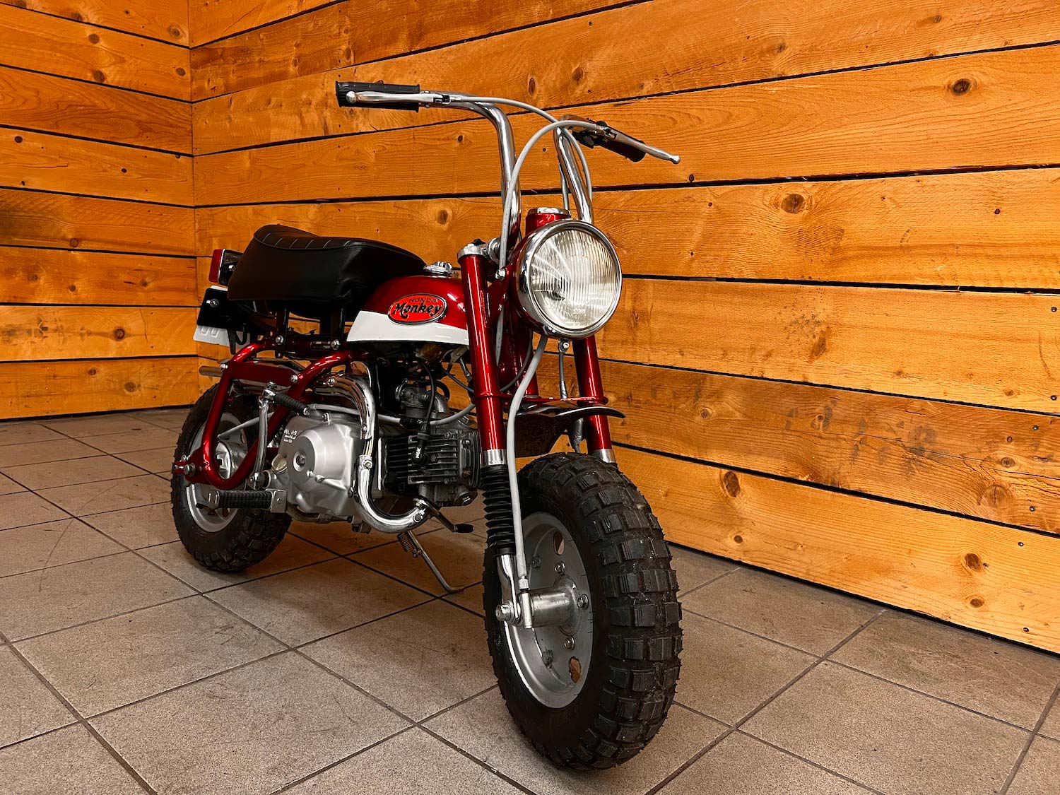 Honda_Monkey_Z50_Cezanne_classic_motorcycle_4-163.jpg