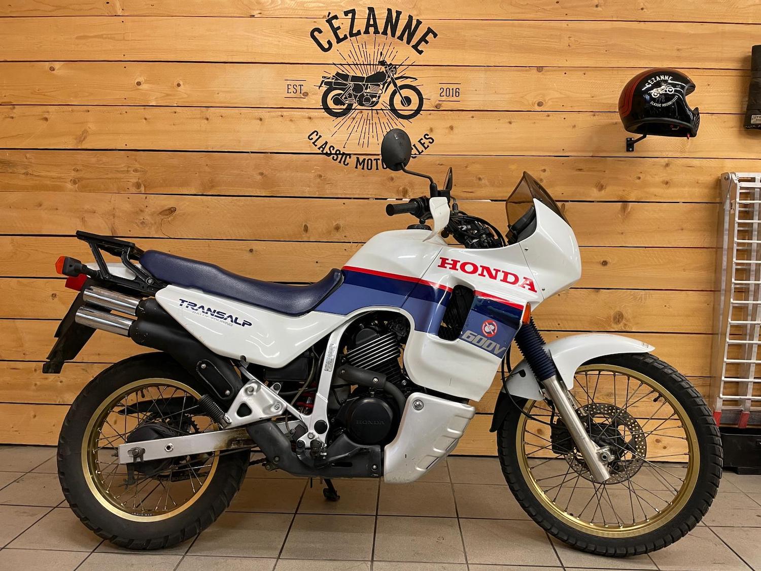 Honda_XL_600v_cezanne_classic_motorcycle-106.jpg