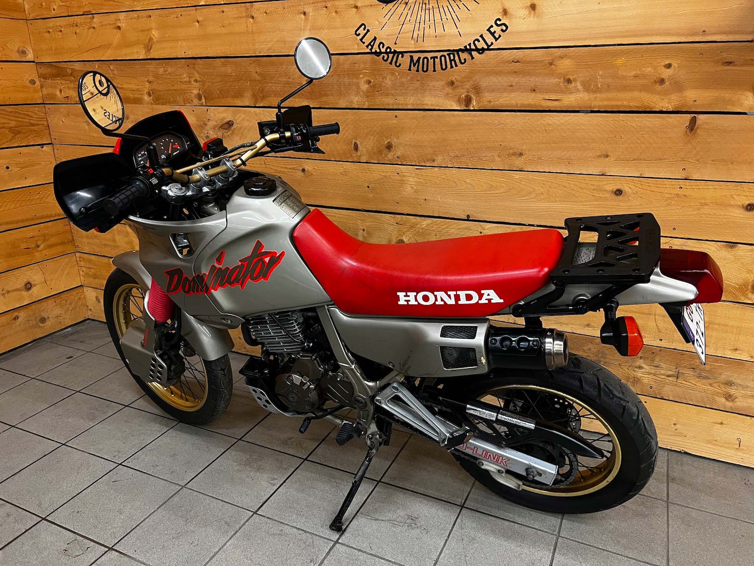 Honda_dominator_Cezanne_classic_Motorcycle_9-152.jpg