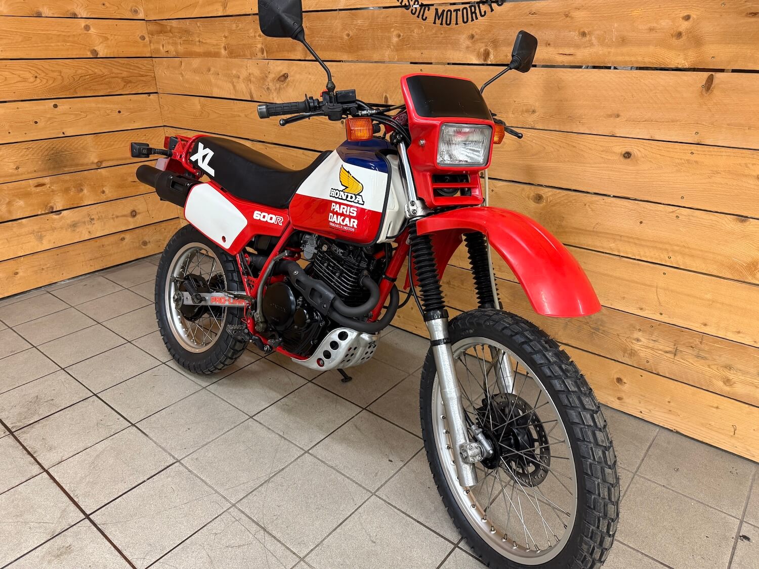 Honda_xlr600_Paris_dakar_cezanne_classic_1-193.jpg