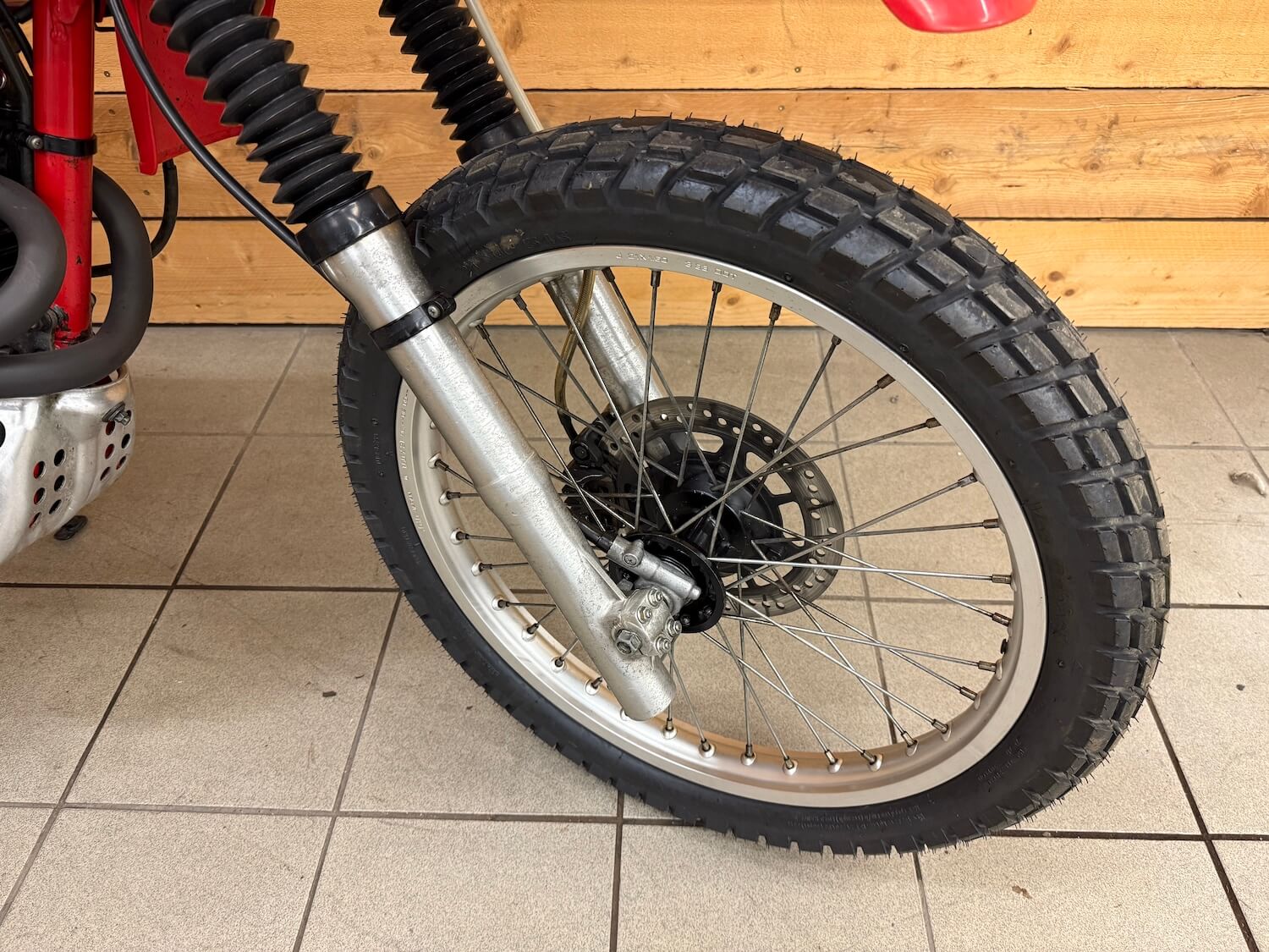 Honda_xlr600_Paris_dakar_cezanne_classic_2-193.jpg