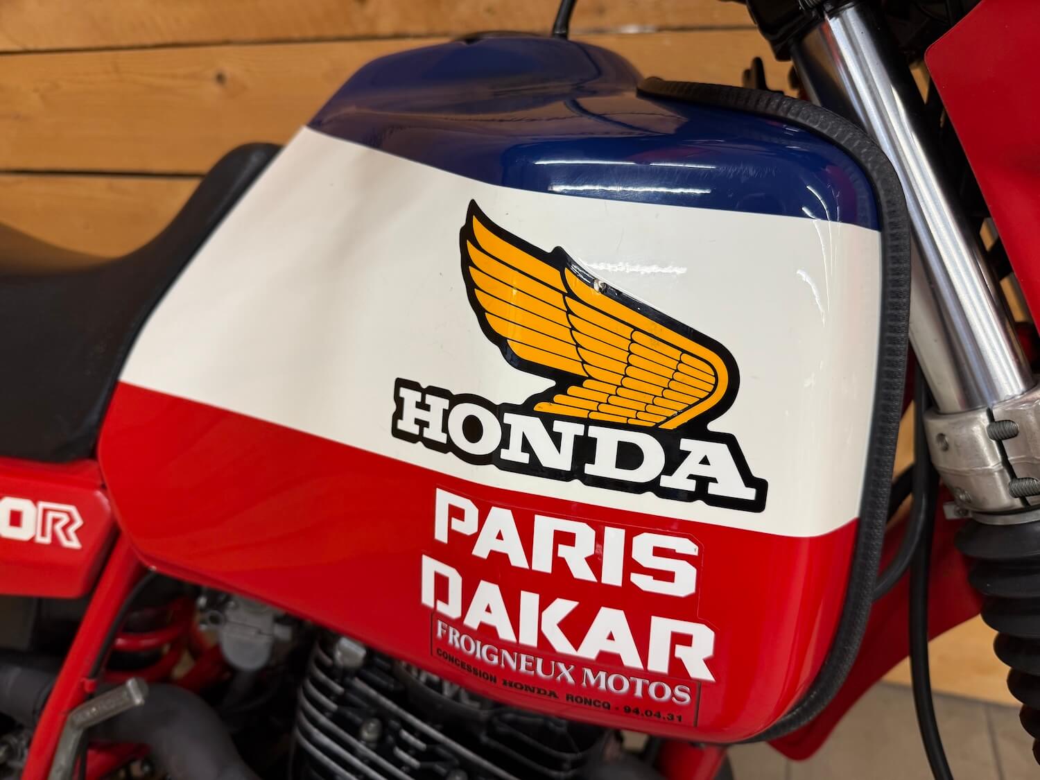 Honda_xlr600_Paris_dakar_cezanne_classic_4-193.jpg