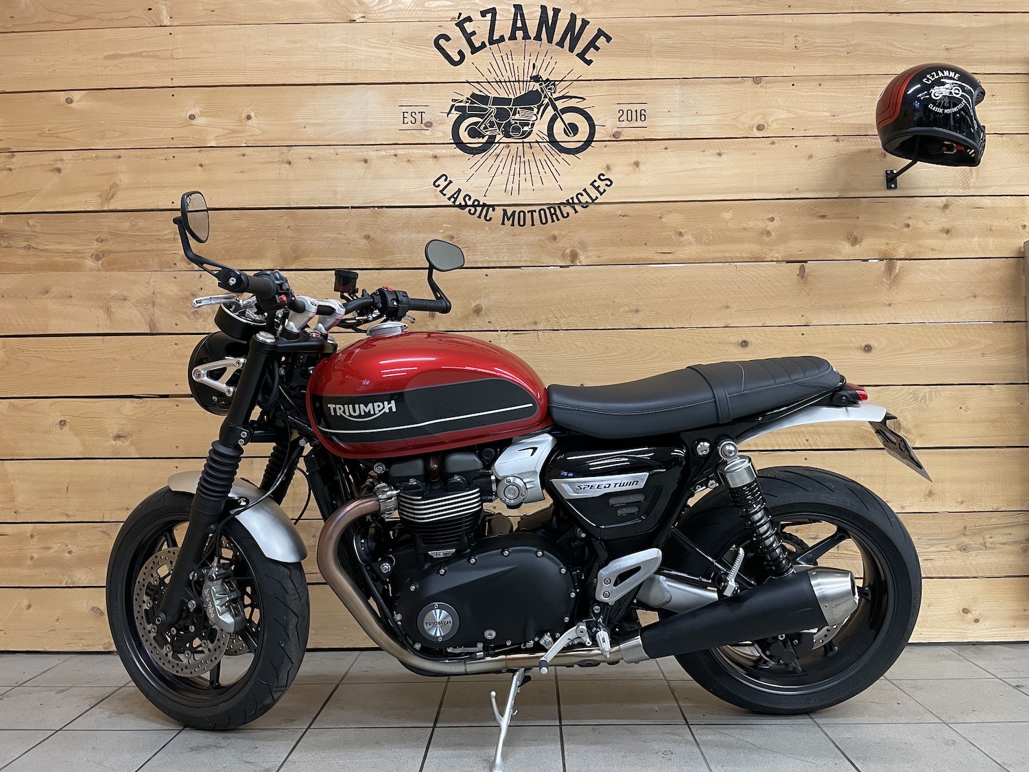 Triumph_SpeedTwin_1200_2019_cezanne_classic_motorcycle-102.jpg