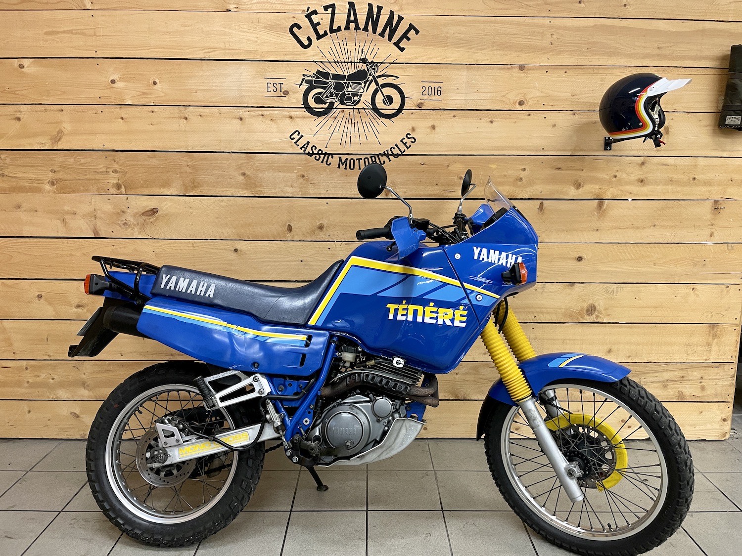Yamaha_XT600Z_Tenere_cezanne_classic_motorcycle_11-114.jpg