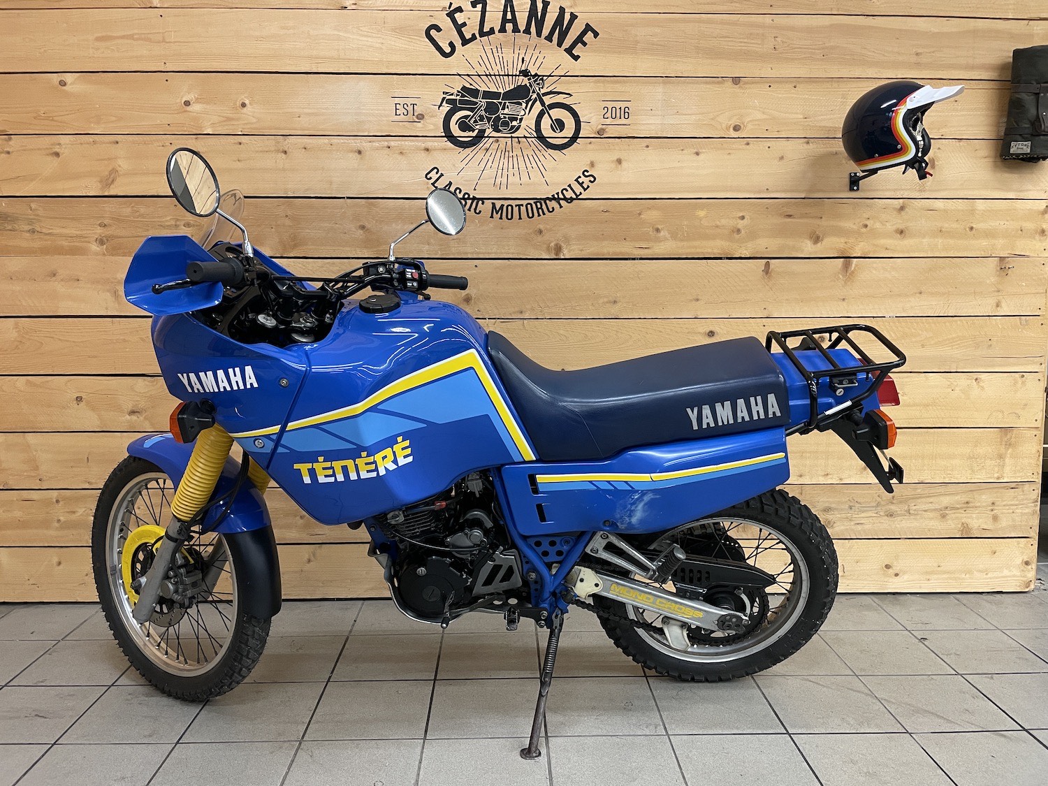 Yamaha_XT600Z_Tenere_cezanne_classic_motorcycle_4-114.jpg
