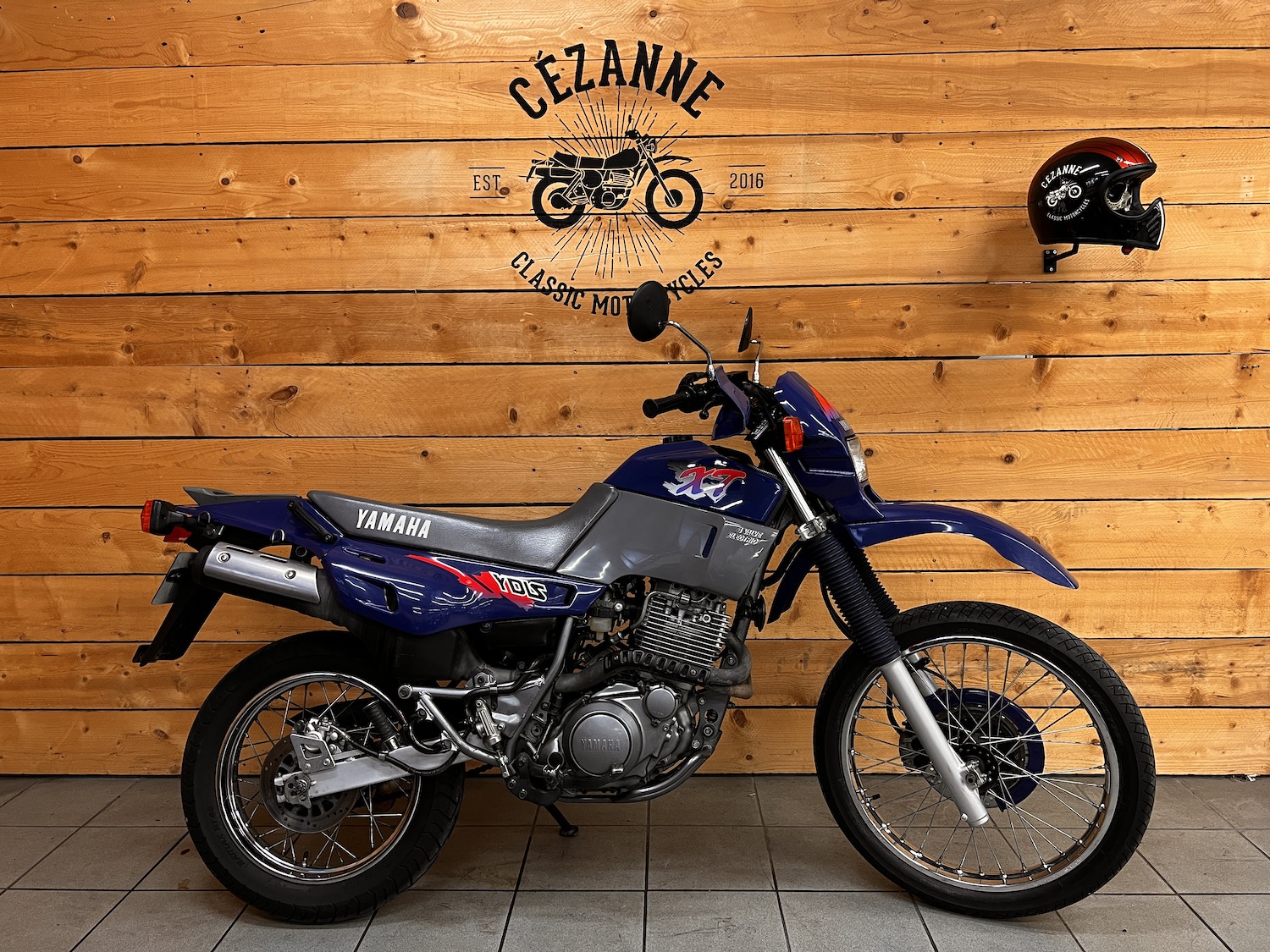 Yamaha_xt600e_Cezanne_classic_motorcycle_1-154.jpg