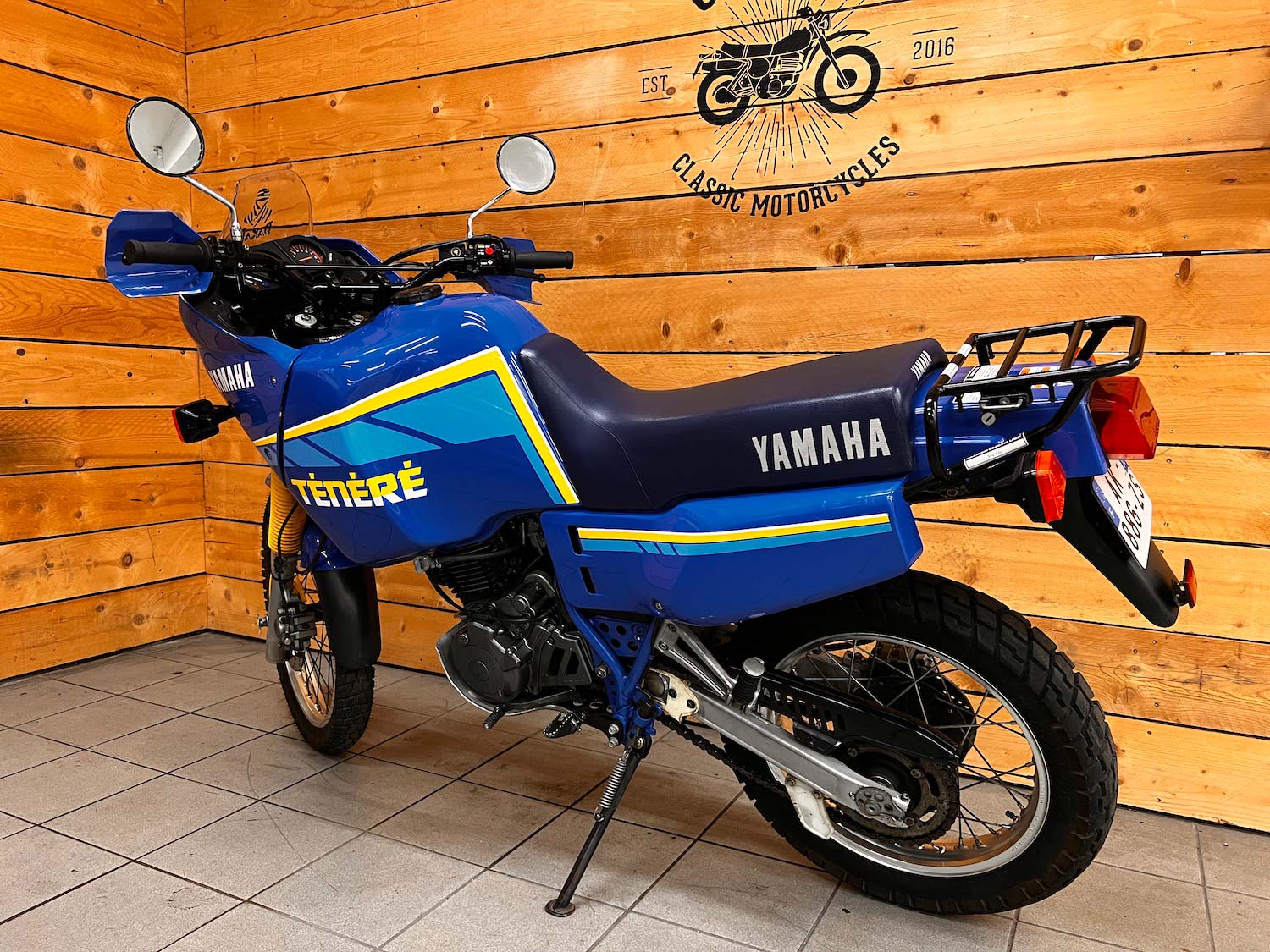 Yamaha_xt600z_Cezanne_classic_motorcycle_7-158.jpg