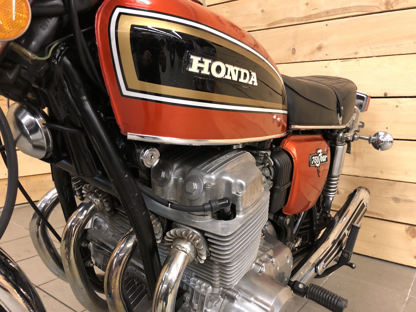 honda_CB750_cezanne_classic_motorcycles_6-38.jpg